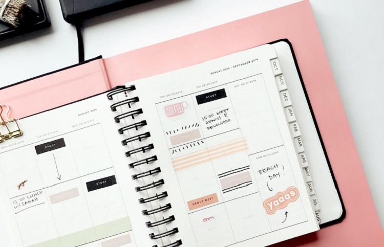 How To Create A Monthly Organisation Calendar